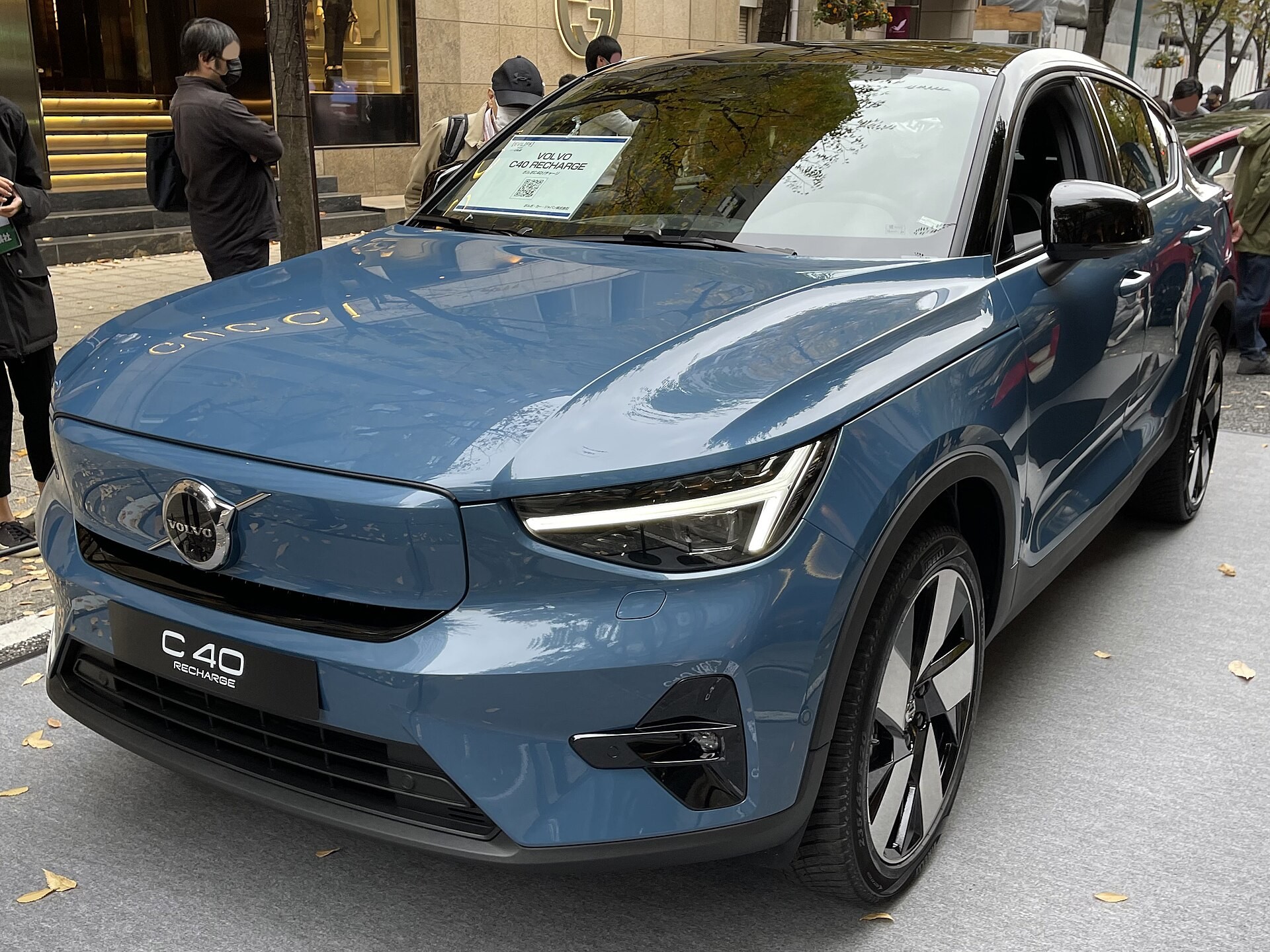 Автоэксперт задался вопросом, стоит ли новый Volvo C40 60 тысяч долларов? Ответ положительный (видео)