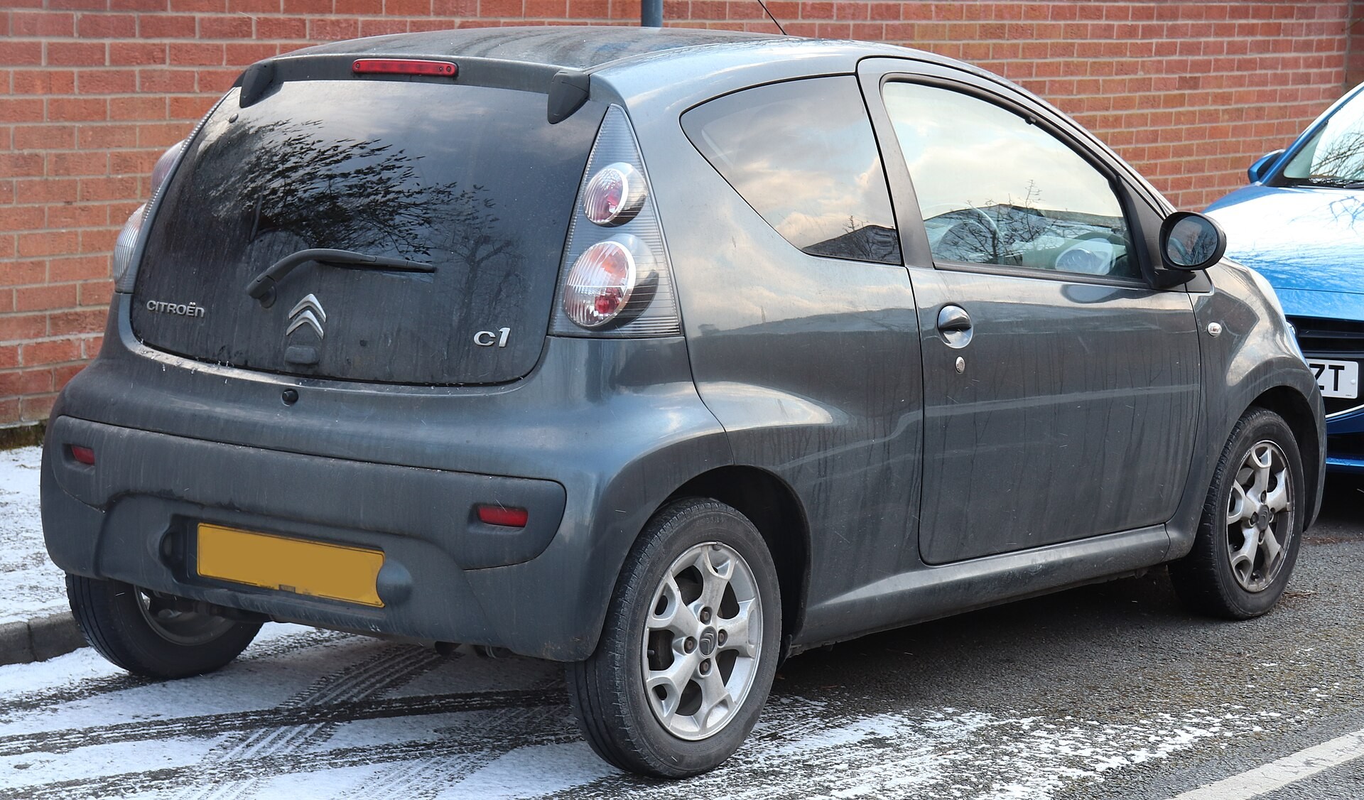 Самый крошечный в модельном ряду Citroen ситикар C1 снят с производства (видео)