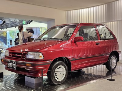 Премьера трехместного электромобиля Kia POP пройдет в Париже