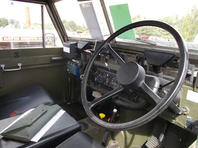 ​Land Rover представил концептуальный лунный вездеход Back Packer