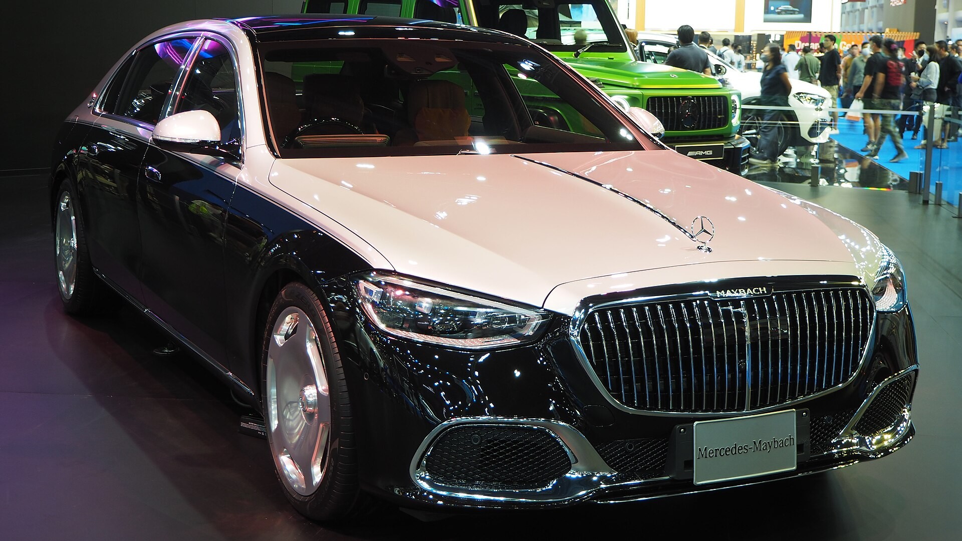 Пять с половиной метров чистой роскоши: Mercedes представил новый Maybach S-Class