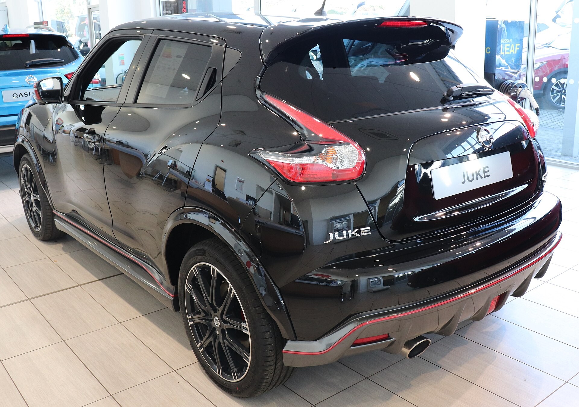 В России открыт прием заказов на экстремальную версию Nissan Juke NISMO RS (видео)