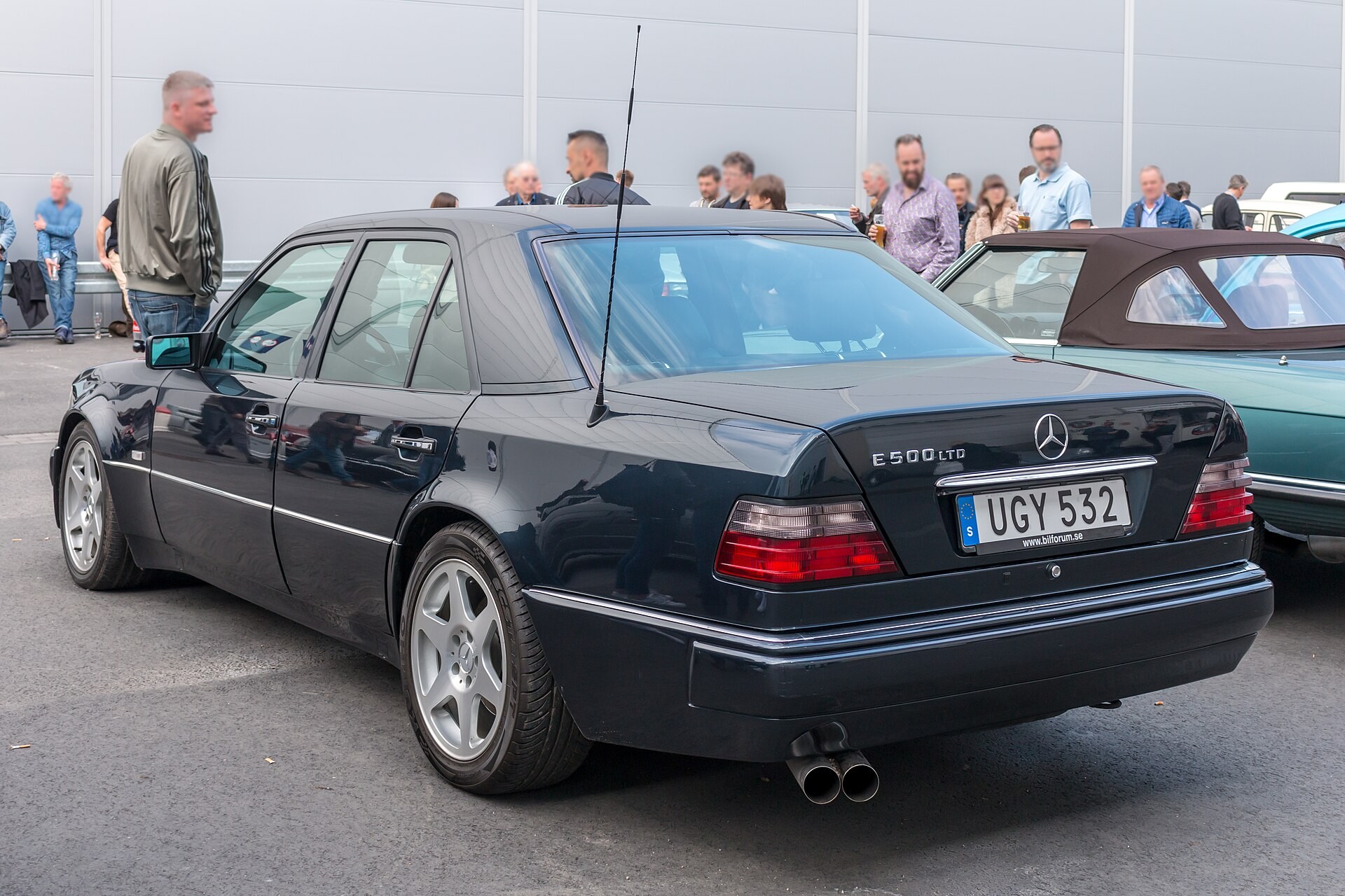 ​Mercedes вместе со звездами кибер-арены осваивает территорию геймеров (видео)