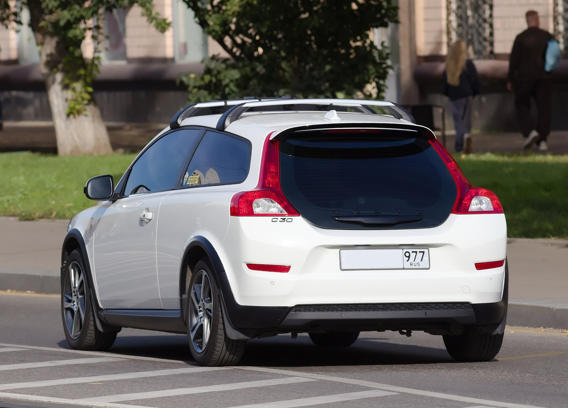 ​Volvo открыл поп-ап отель Cross Country House под Санкт-Петербургом